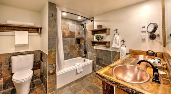 ranch a master bath