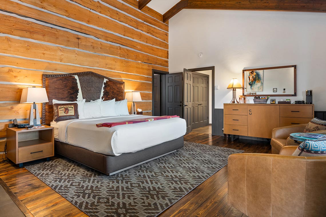 Roundup A2 with the adjoining door to B2 open