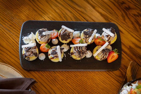CLU-dining-15