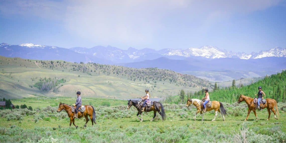 horseback trail with mountains