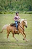 Let your mind and body race free while you embrace the essence of your horse guest ranch vacation in Colorado.