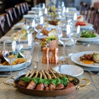 Lamb chops dressed with mint chutney