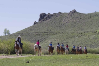 Our trained dude ranch experts ensure all the kids stay together and are safe while enjoying their time on our horseback riding trips.