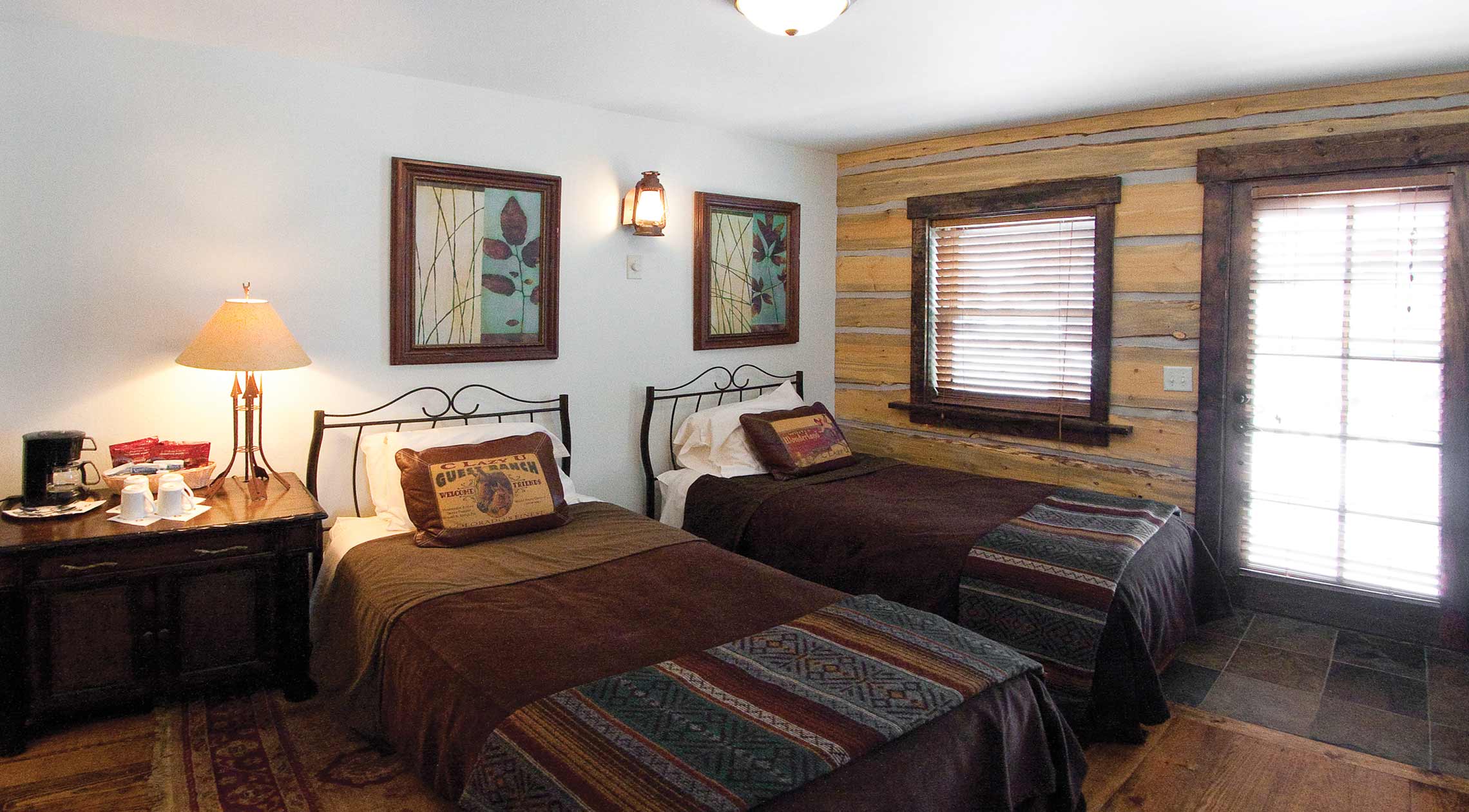2 twin beds together the front room in crest set up with twin beds lodging at lazy dude ranch accommodations horseback 2 twin beds together the front room in crest set up with twin beds lodging at lazy dude ranch accommodations horseback