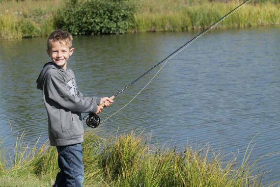 happy-kid-fishing