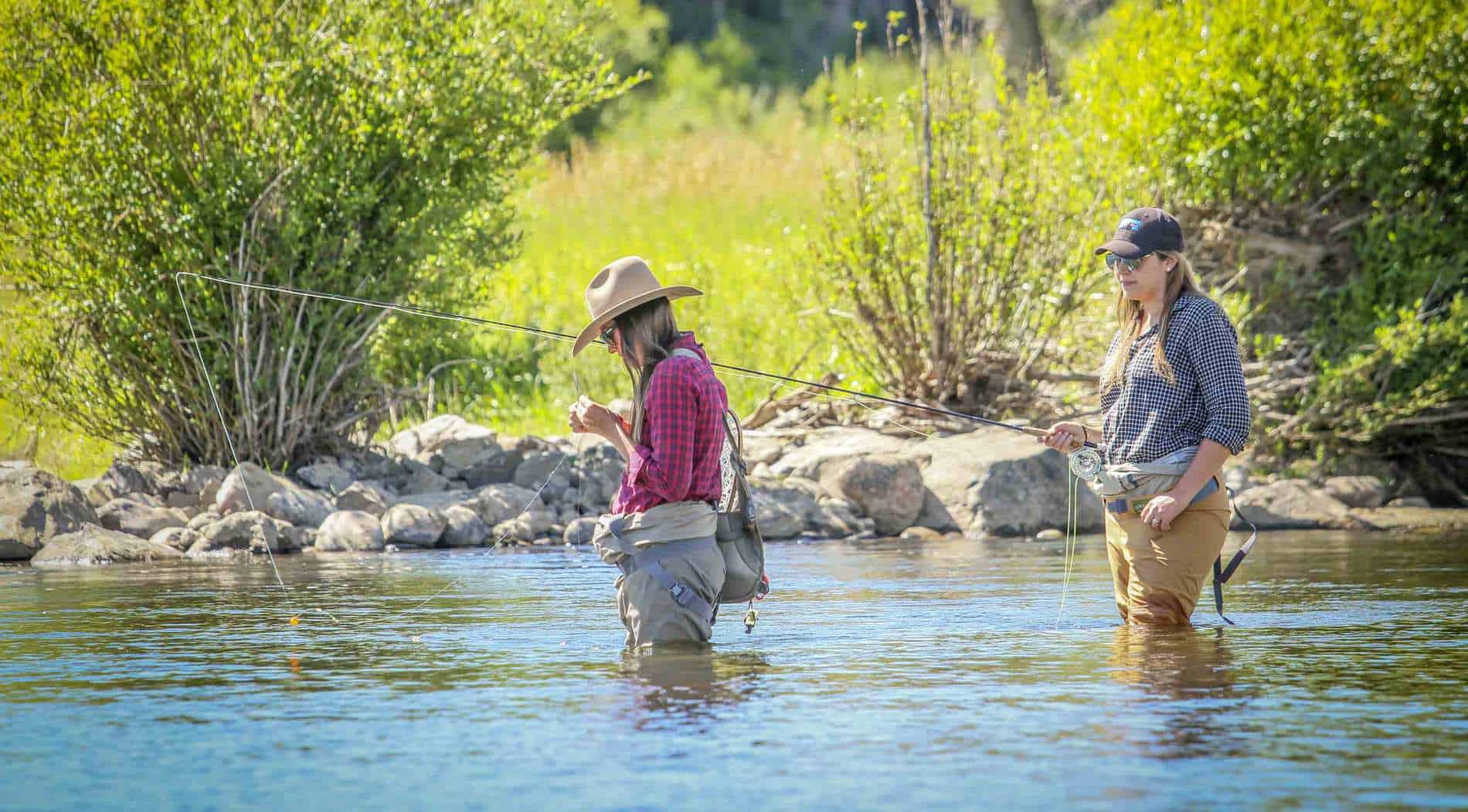 2 people fly fishing