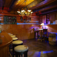 lodge-bar-whiskey-bar