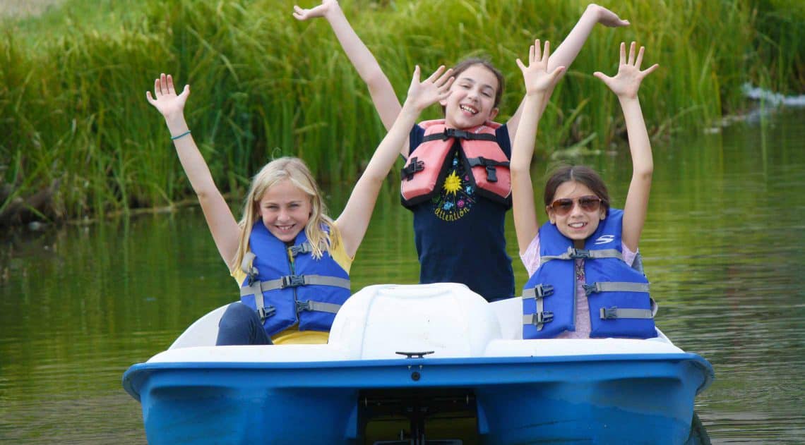 Kids on paddleboat